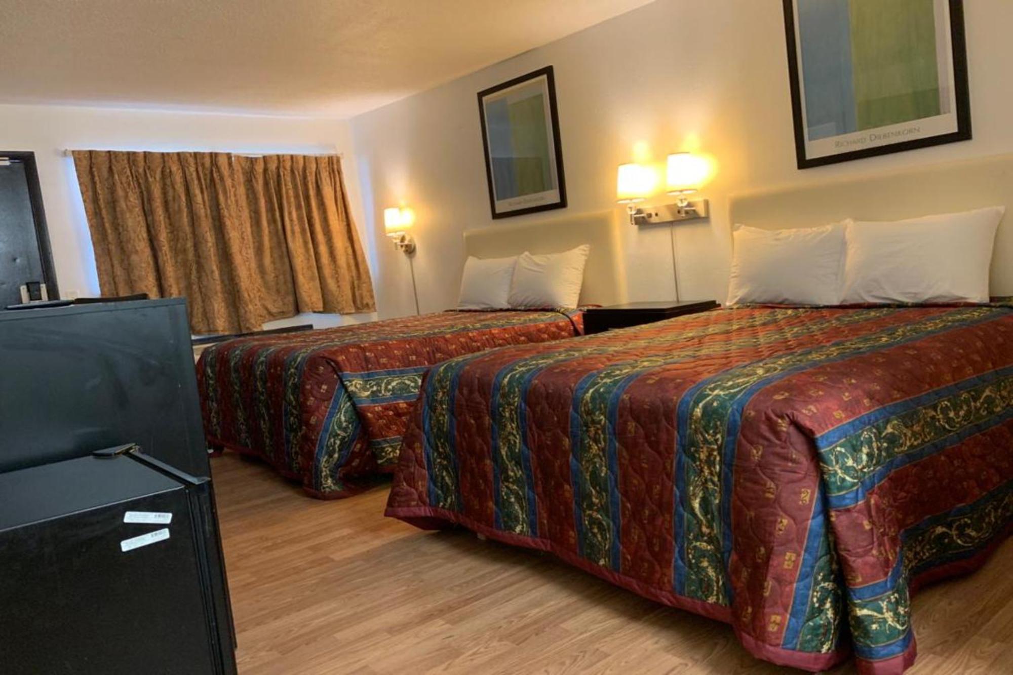 Economy Inn Of הולנד מראה חיצוני תמונה