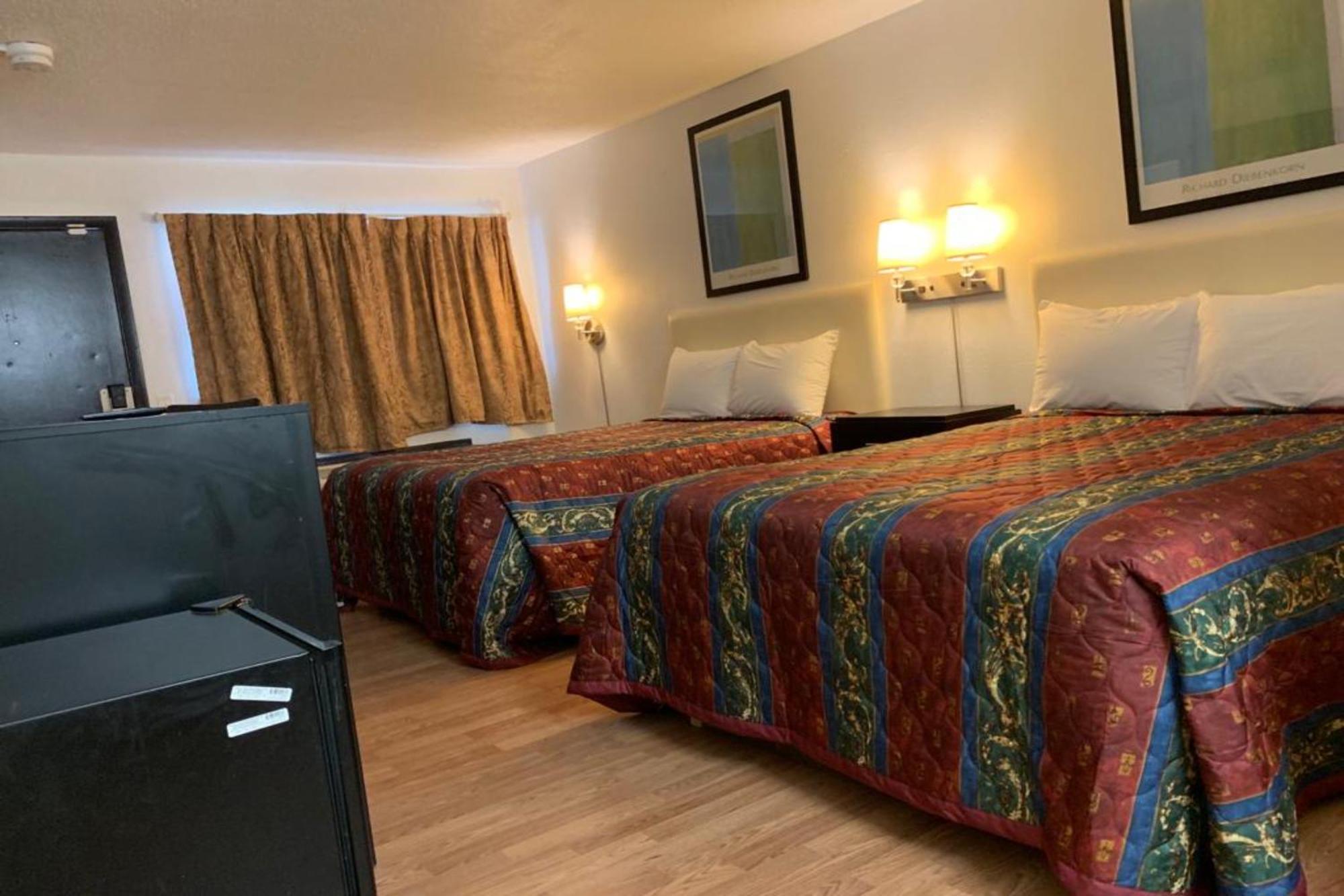 Economy Inn Of הולנד מראה חיצוני תמונה
