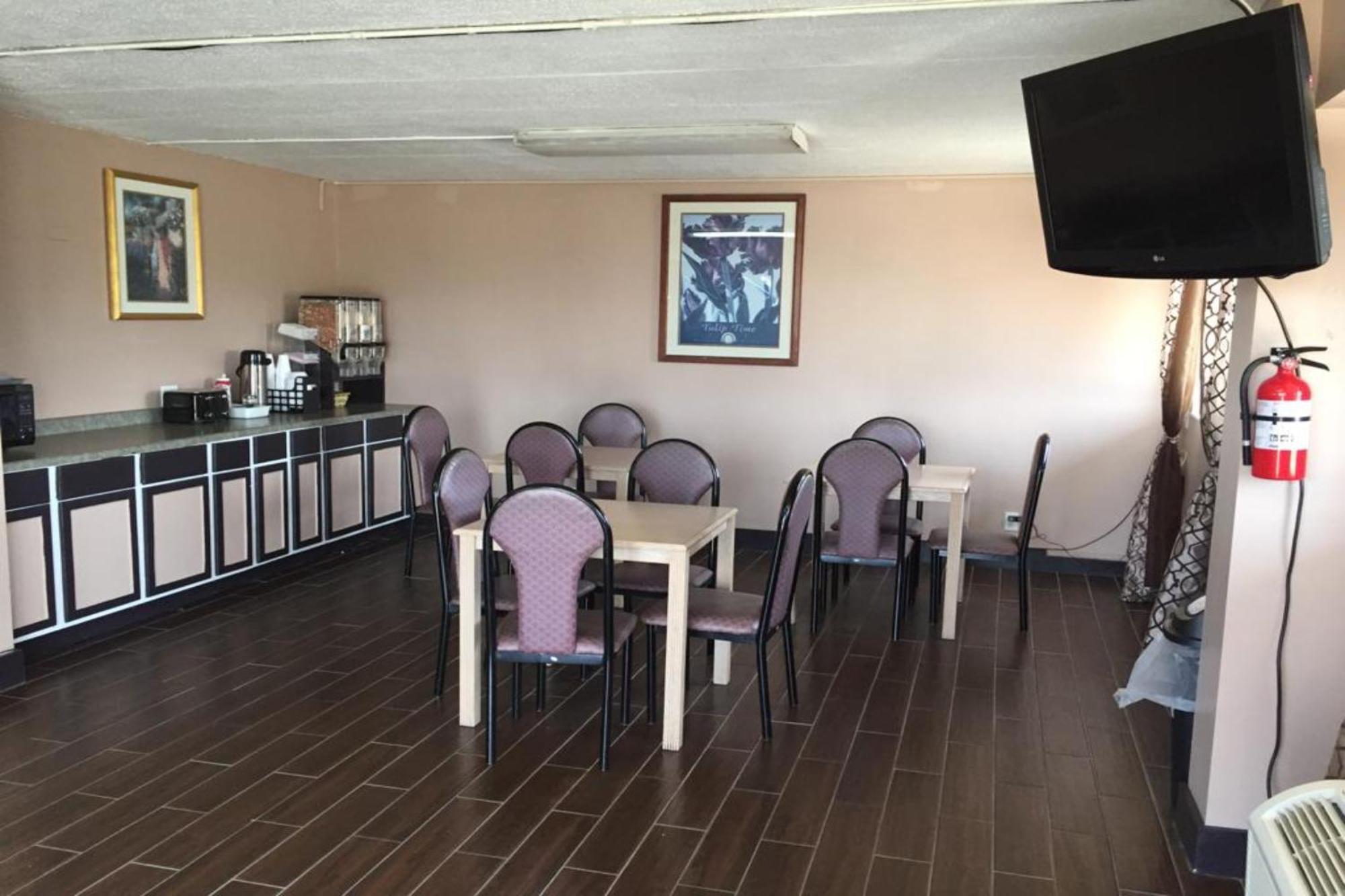 Economy Inn Of הולנד מראה חיצוני תמונה