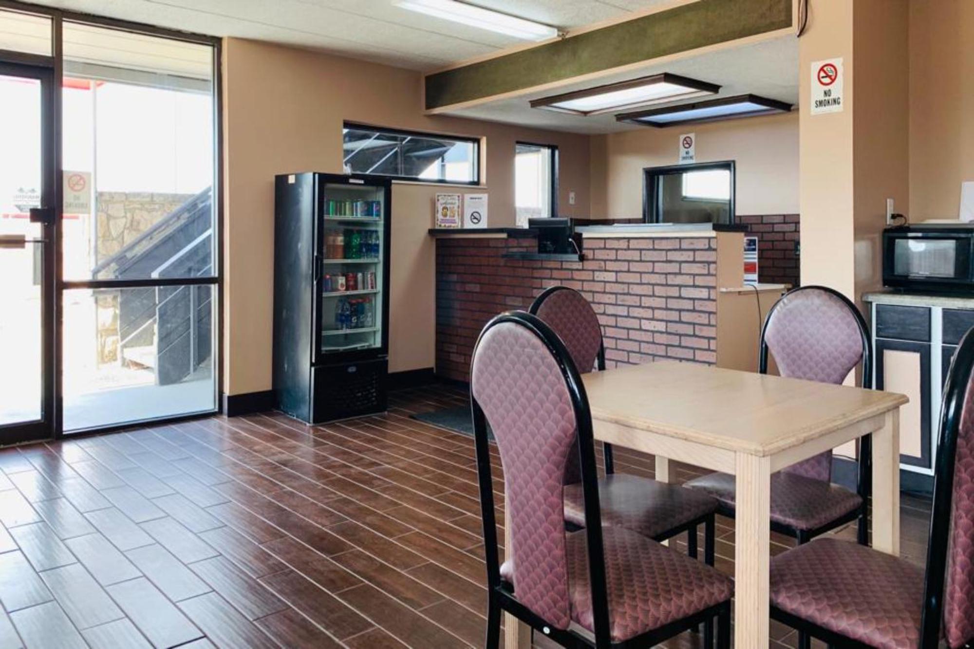 Economy Inn Of הולנד מראה חיצוני תמונה